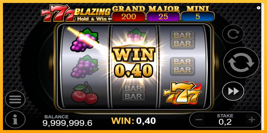 777 Blazing Hold & Win mesin permainan untuk uang, gambar 2